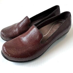 Dansko Olivia Cobblestone slip on loafer style shoes size 40 / 9.5-10 women’s
